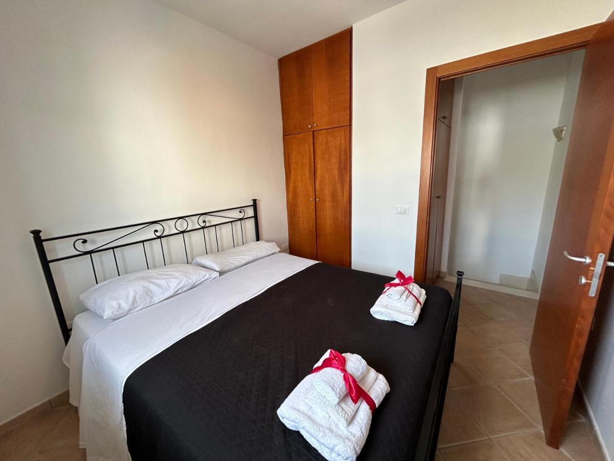 Suite Le Due Sorelle Torre dell'Orso Εξωτερικό φωτογραφία